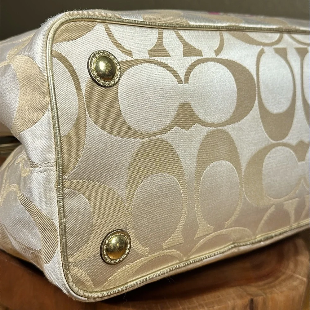 *RARE* COACH Poppy Kisslock Metallic Gold Tote